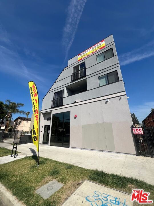 Foto del edificio - 1039 E 28th St