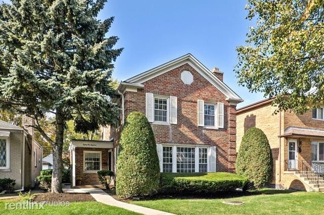 Foto principal - 8118 Kolmar Ave