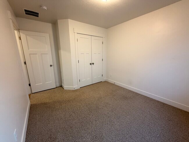 Foto del edificio - HC 528