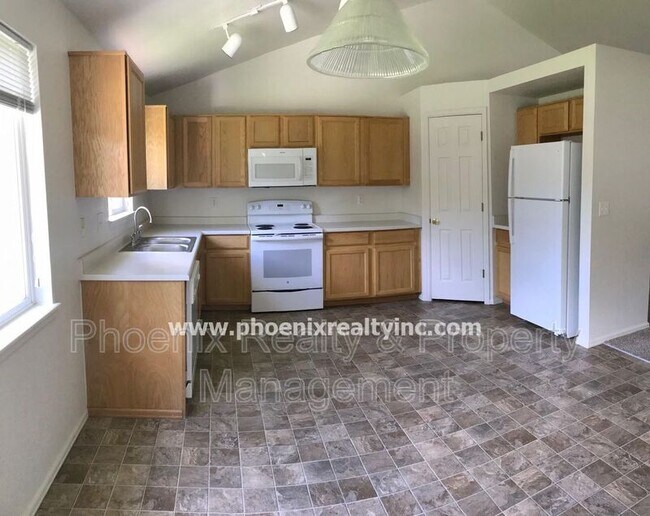 Foto del edificio - 6815 Avondale Rd
