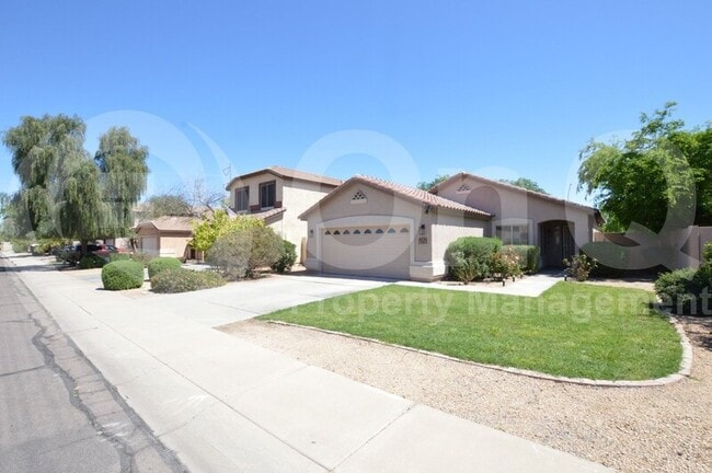 Building Photo - 303 N Tiago Dr