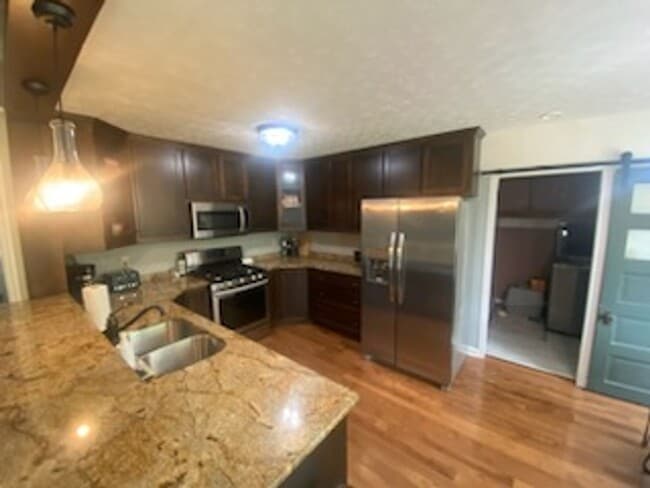 Building Photo - 230 Wintergreen Dr