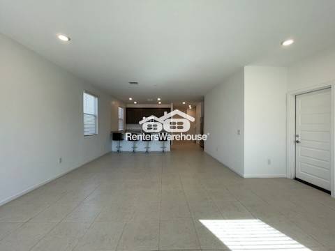 Foto del edificio - “Rare Next Gen floorplan with private suite and separate entrance — perfect for multigenerational...