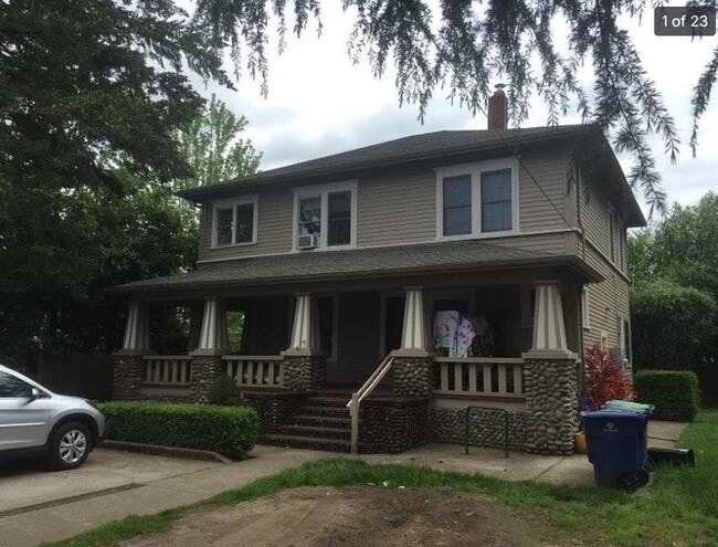 Building Photo - 15616 SE Division St