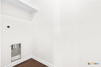 Building Photo - 5206 White Rose Dr