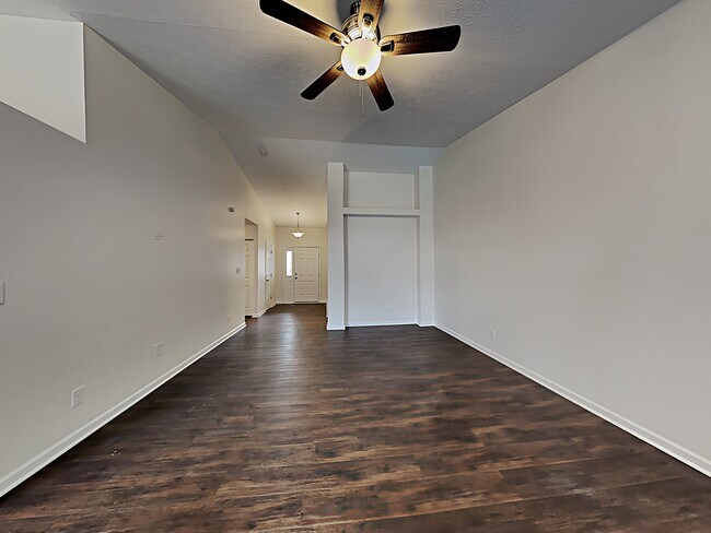 Building Photo - 1028 Lichfield Lane
