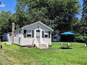 3 Park Dr