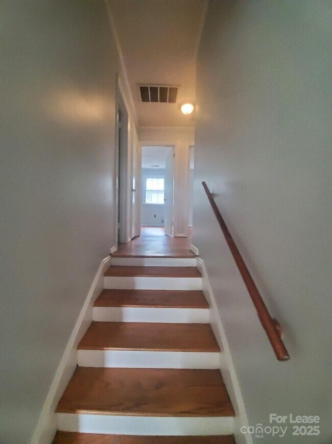 Foto del edificio - 4918 White Oak Rd