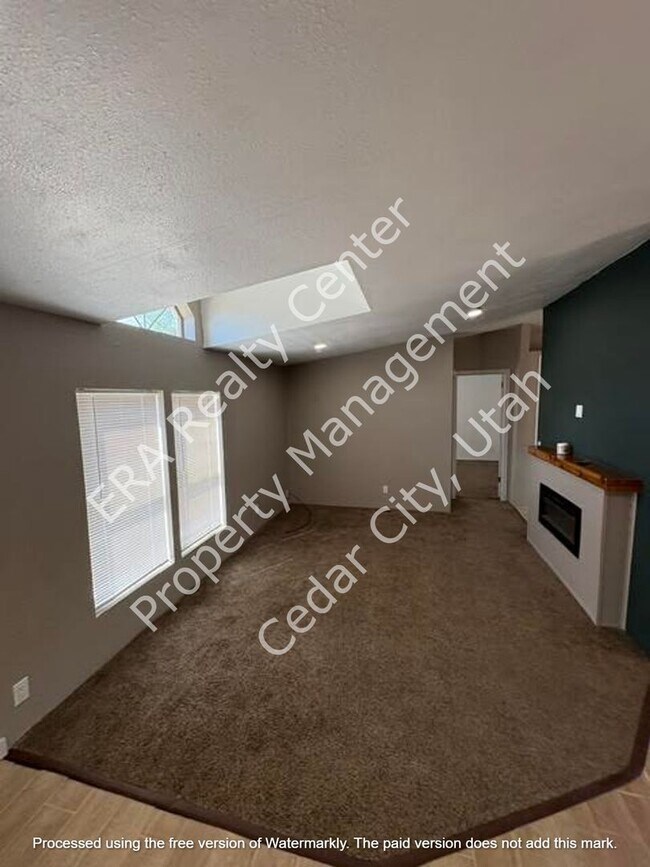 Foto del edificio - 256 Sheltie Ln