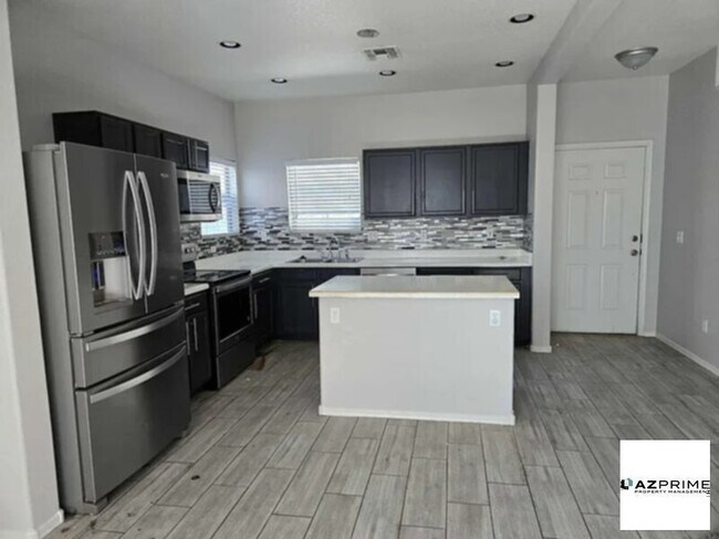 Foto del edificio - FOR RENT BY OWNER