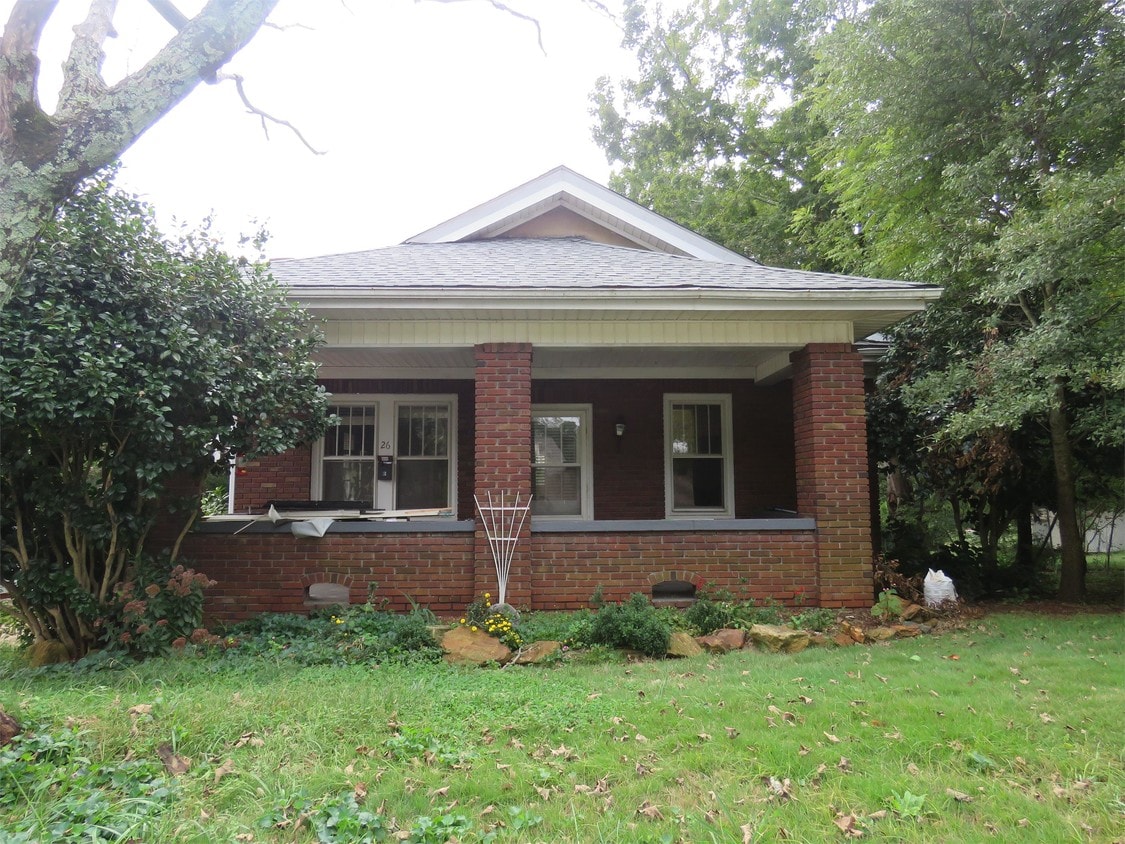 26 E Main St, Taylors, SC 29687 House Rental in Taylors, SC