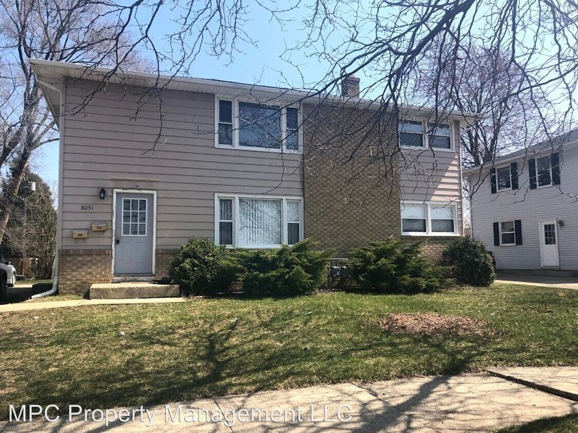 Foto principal - 8051 27th Ave
