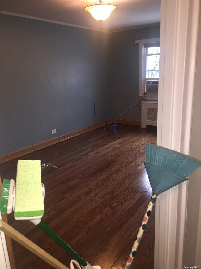 Foto del edificio - 24-46-46 77th St