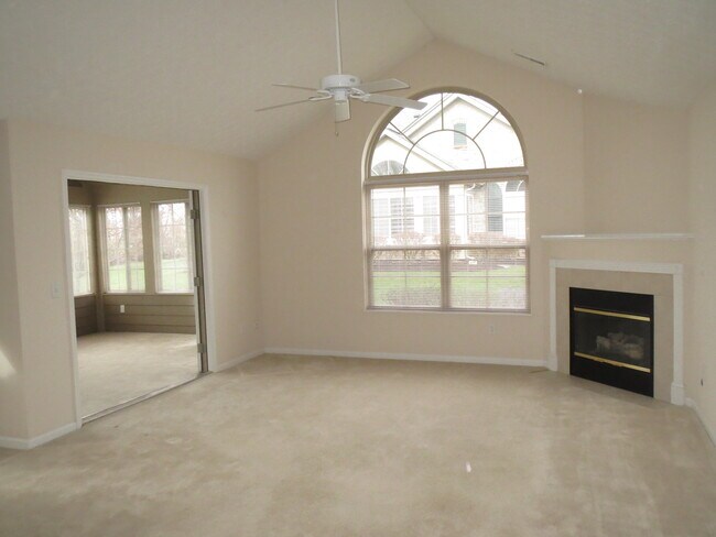 Foto del edificio - 7771 Red Maple Pl