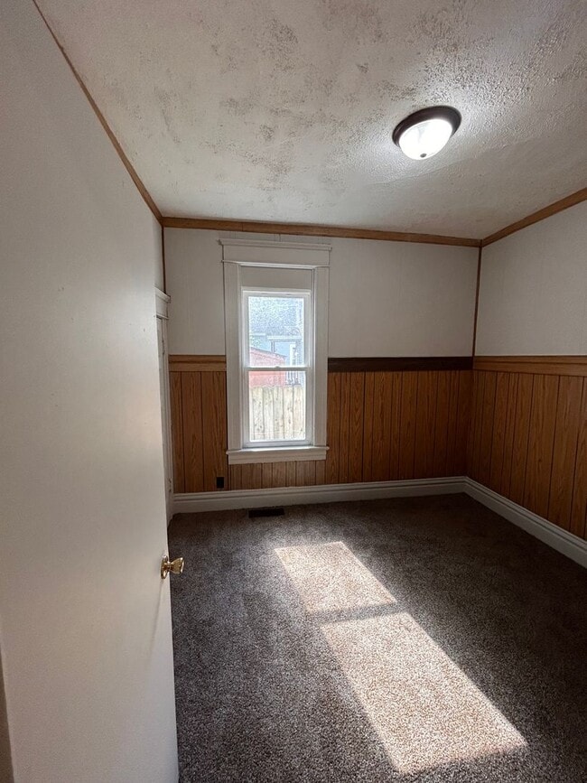 Building Photo - 1159 Kinsmoor Ave