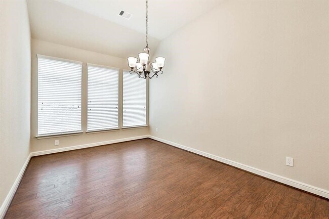 Foto del edificio - 4130 Grand Sunnyview Ln