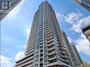 Building Photo - 2212 Lake Shore Blvd W