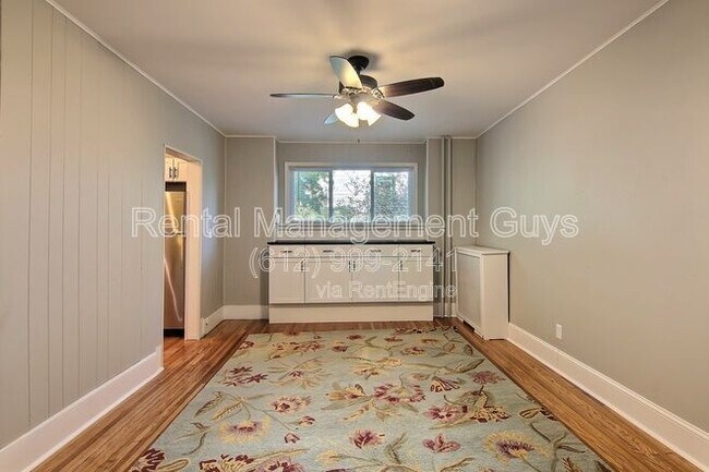 Foto del edificio - 2041 Laurel Ave