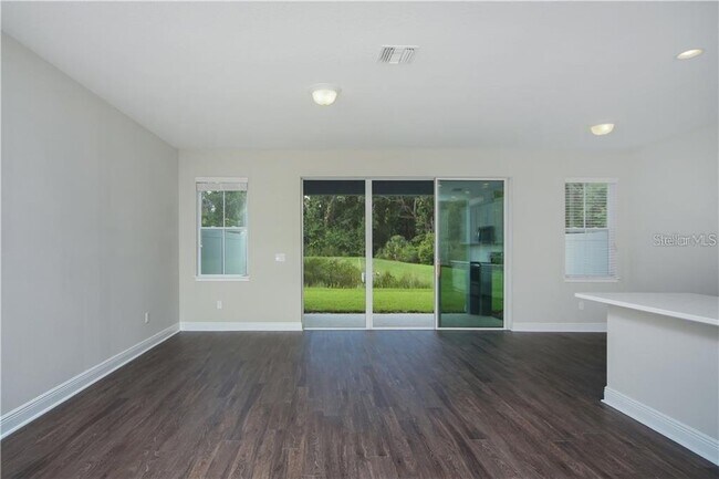 Building Photo - 4505 Chinkapin Dr