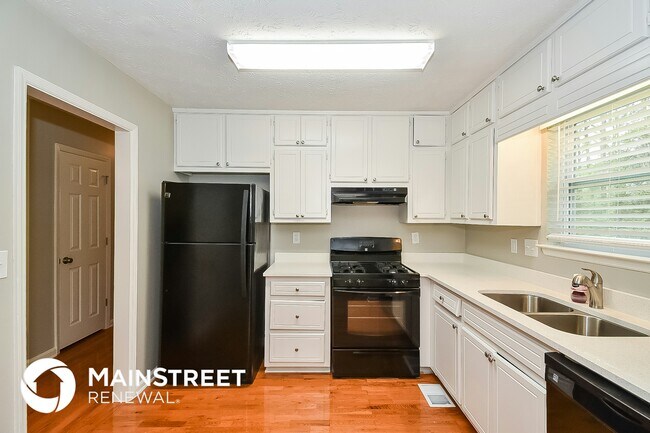 Foto del edificio - 6187 Amberly Rd