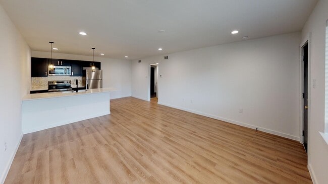 Photo - 5103 Live Oak St Apartment