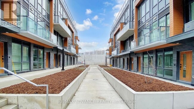 Building Photo - 73 Curlew Dr