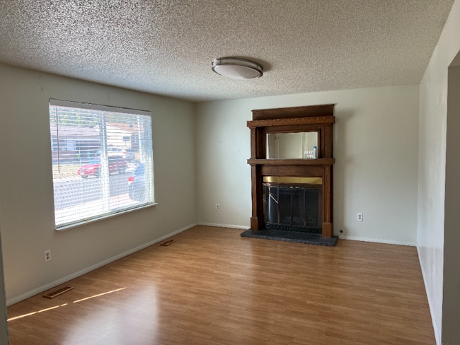Building Photo - 6668 S Garland Way
