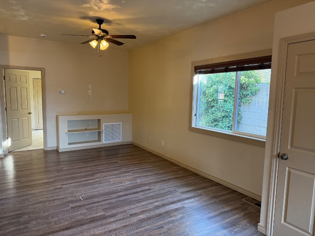 Building Photo - 619 Grand Ave