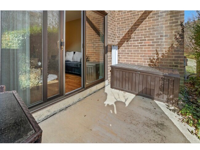 Foto del edificio - 3075 Hawthorne Dr NE