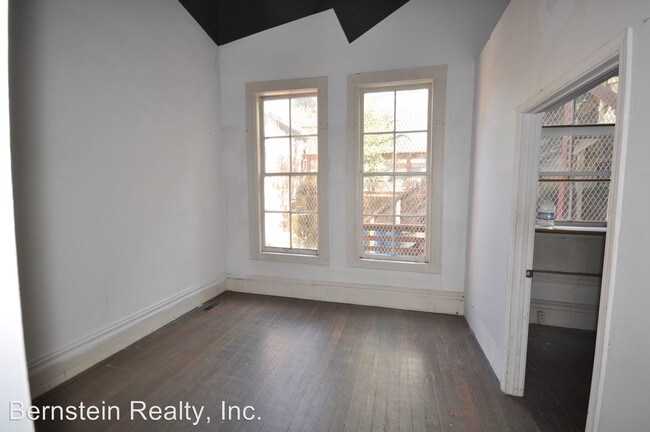 Building Photo - 1475 Haight St