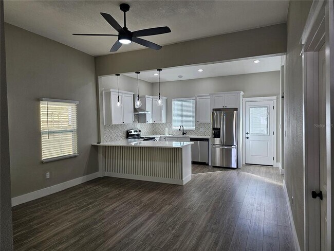 Foto del edificio - 2130 W Pine St