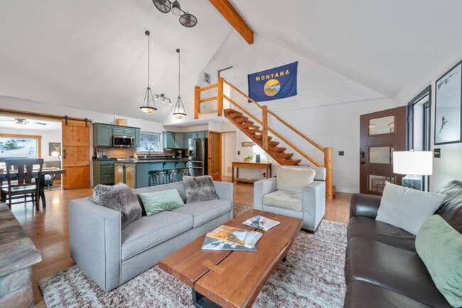 Foto del edificio - 420 Colt Rd