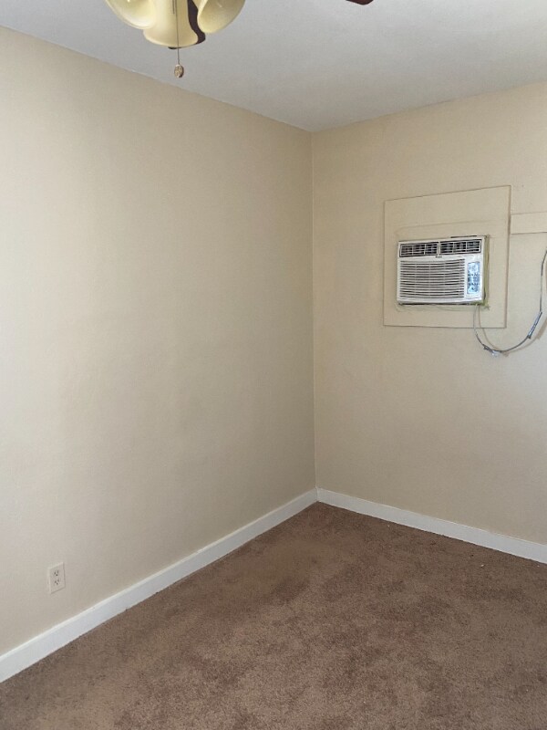 Foto del edificio - 2105 W Superstition Blvd