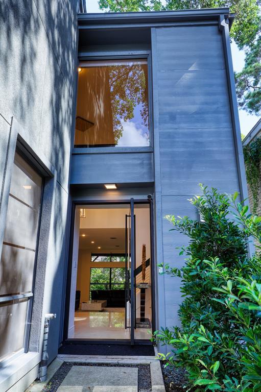 Building Photo - 68 Sugar Berry Cir