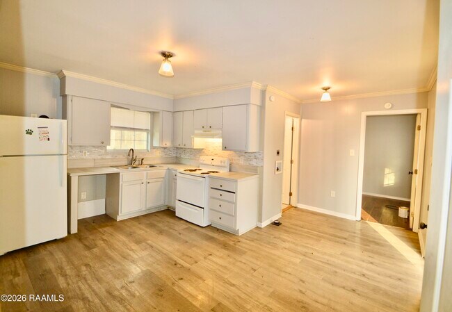 Foto del edificio - 1037 Brown Dr