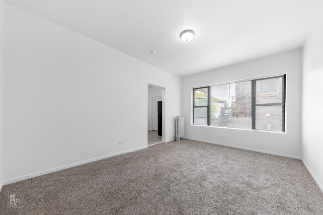 Building Photo - 7451 S Eberhart Ave