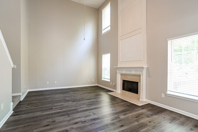 Foto del edificio - 7424 Baylor Way Ct
