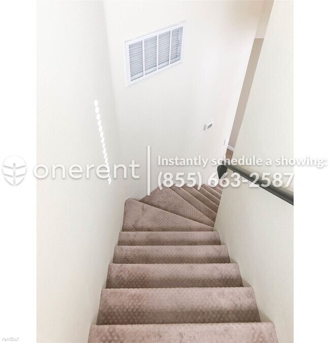 Building Photo - 10953 Caminito Arcada