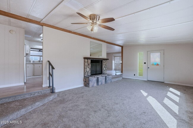 Foto del edificio - 17048 N 66th Terrace