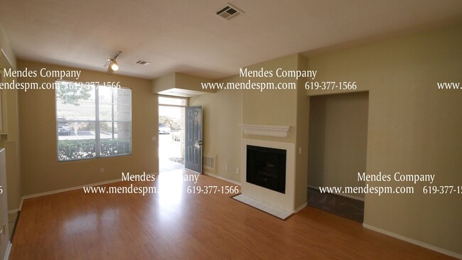 Foto del edificio - Beautiful 2BD/2BA Condo in Carmel Valley