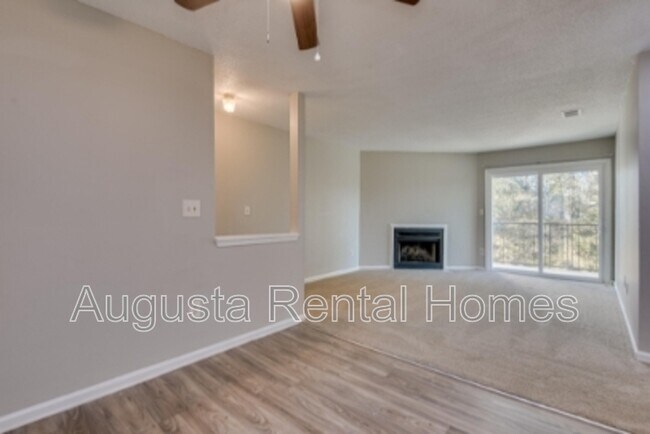 Building Photo - 2814C Thomas Lane