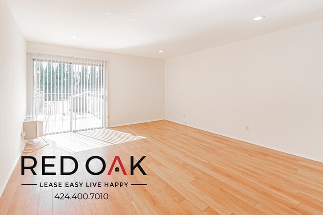 Foto del edificio - 20200 Sherman Way