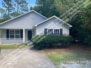 Building Photo - 217 Charter Dr