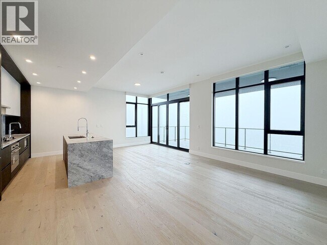 Photo du bâtiment - 4190 Lougheed Hwy.