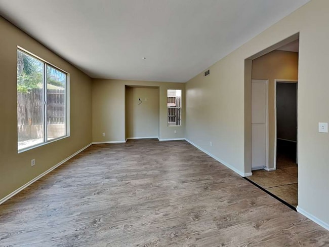 Building Photo - 16121 Filbert St