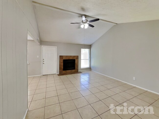 Foto del edificio - 20203 Fox Haven Ln