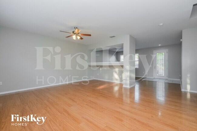 Foto del edificio - 7003 Early Gold Ln