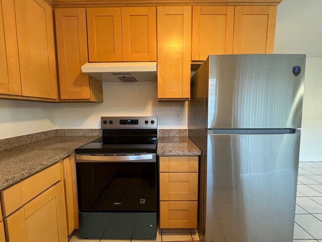 Foto del edificio - Duplex available in Little Saigon!