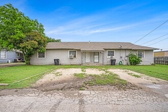 Building Photo - 1708 Redwood Dr