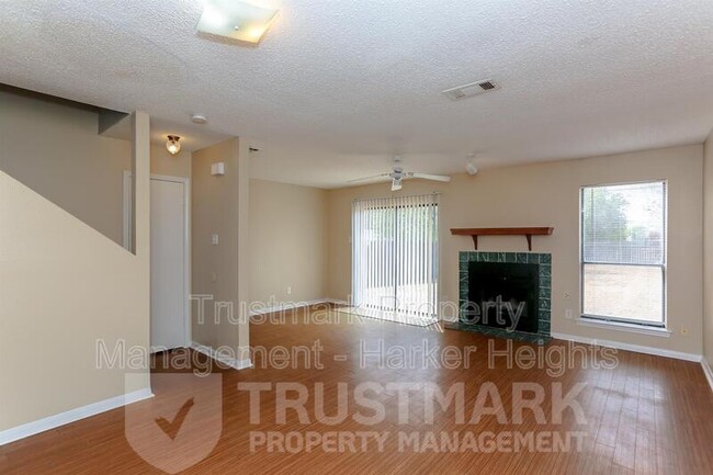 Building Photo - 4506 A Lago Cir
